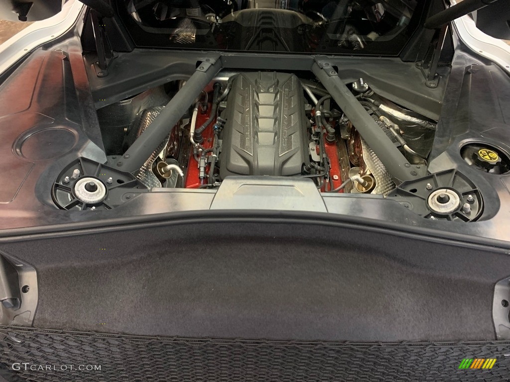2020 Chevrolet Corvette Stingray Coupe Engine Photos