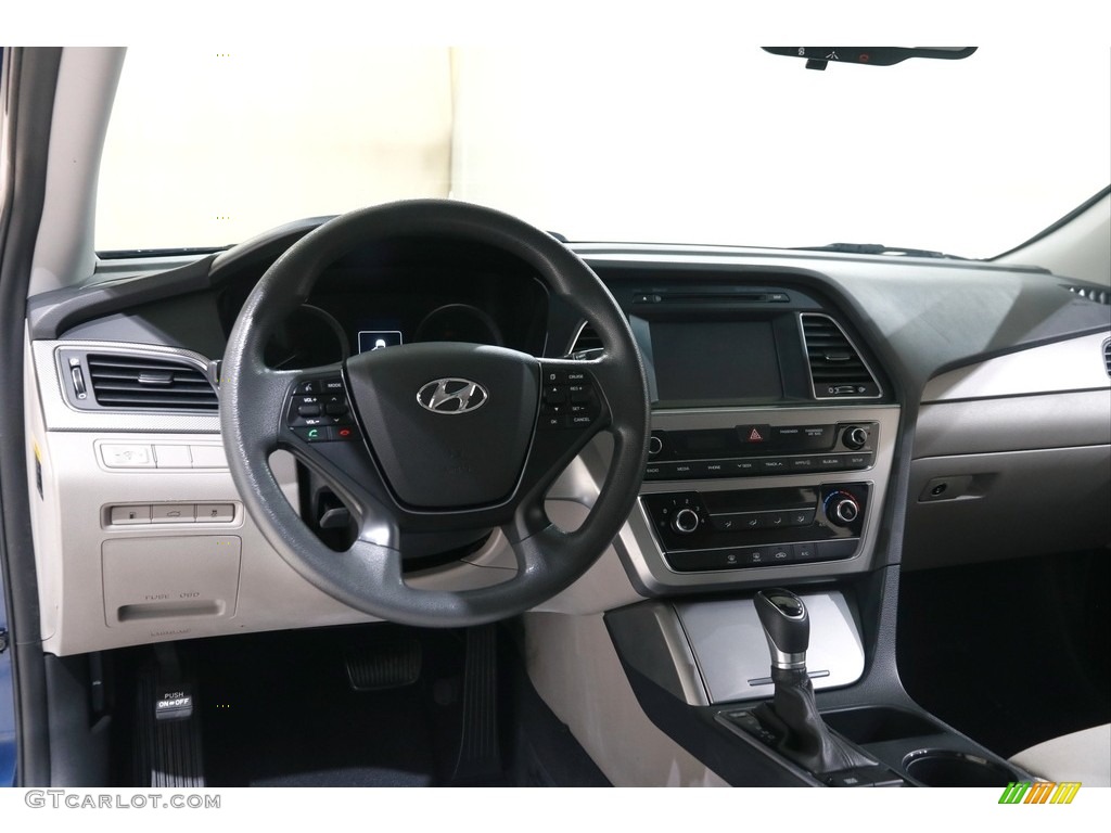 2017 Sonata SE - Lakeside Blue / Gray photo #6