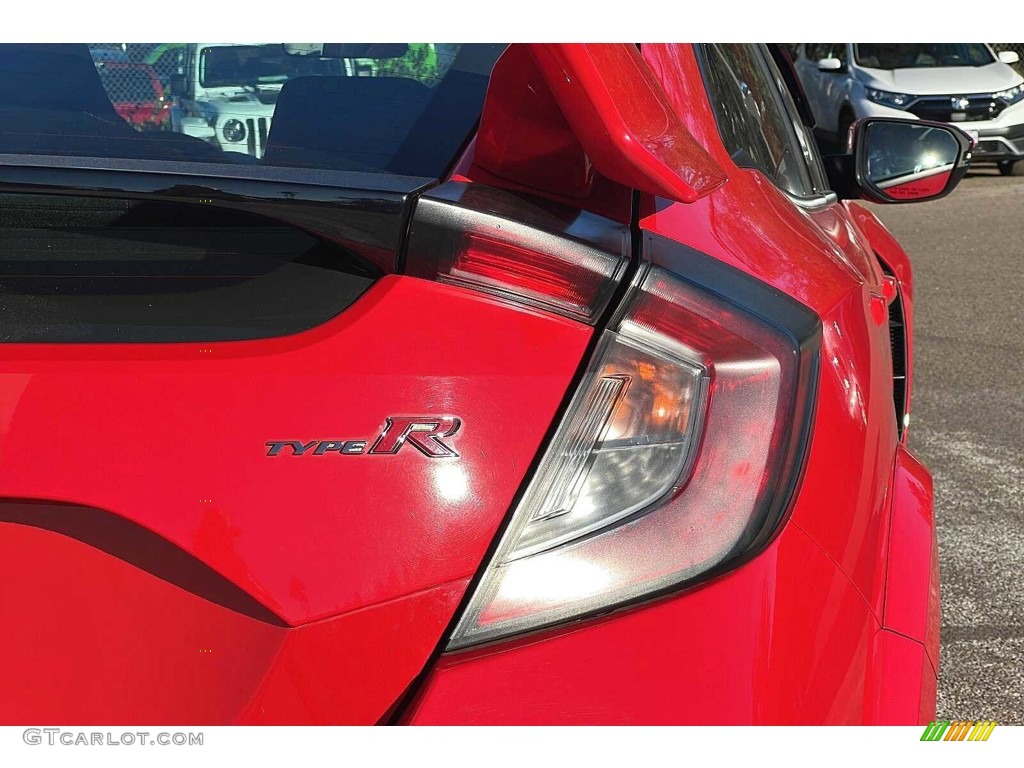 2020 Honda Civic Type R Marks and Logos Photo #145467697