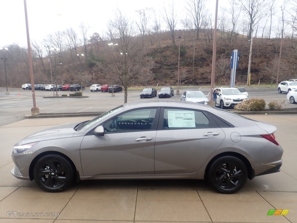 2023 Elantra SEL - Fluid Metal / Black photo #6