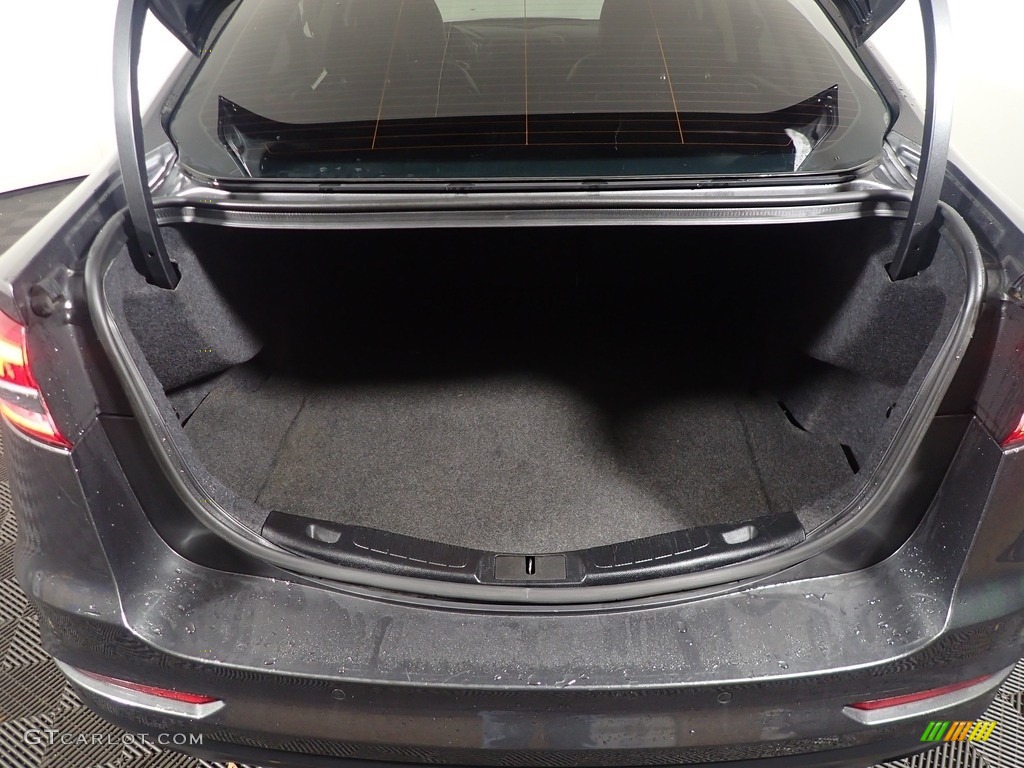 2019 Ford Fusion SEL Trunk Photos