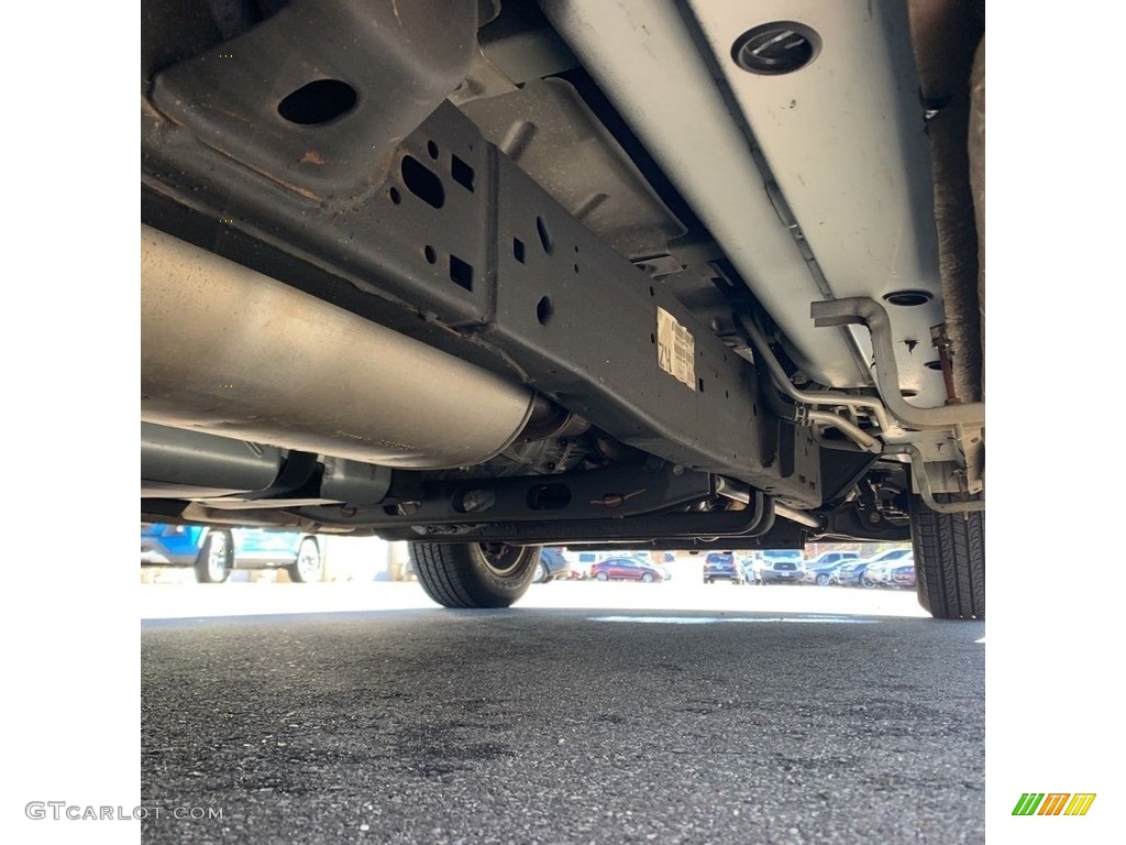 2014 Chevrolet Express 1500 AWD Passenger Conversion Undercarriage Photo #145473039