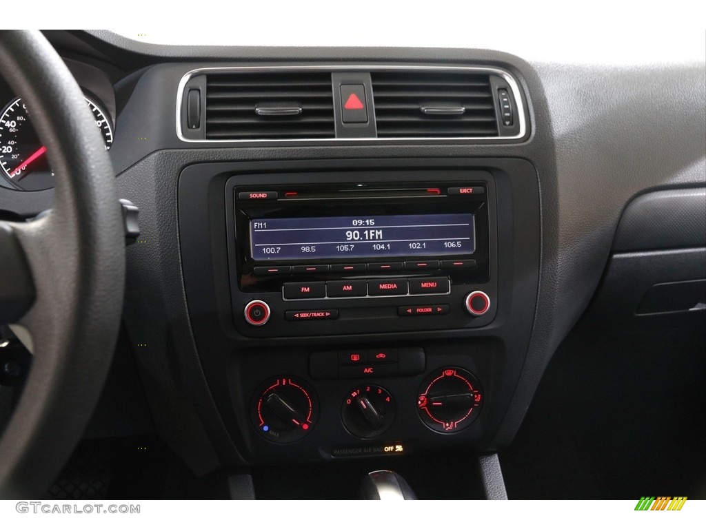 2013 Jetta S Sedan - Platinum Gray Metallic / Titan Black photo #9