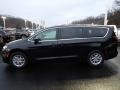 Brilliant Black Crystal Pearl 2023 Chrysler Pacifica Touring L Exterior
