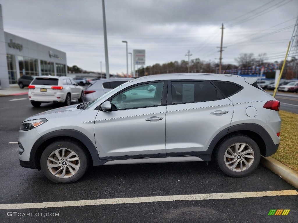 2017 Tucson SE AWD - Molten Silver / Gray photo #11