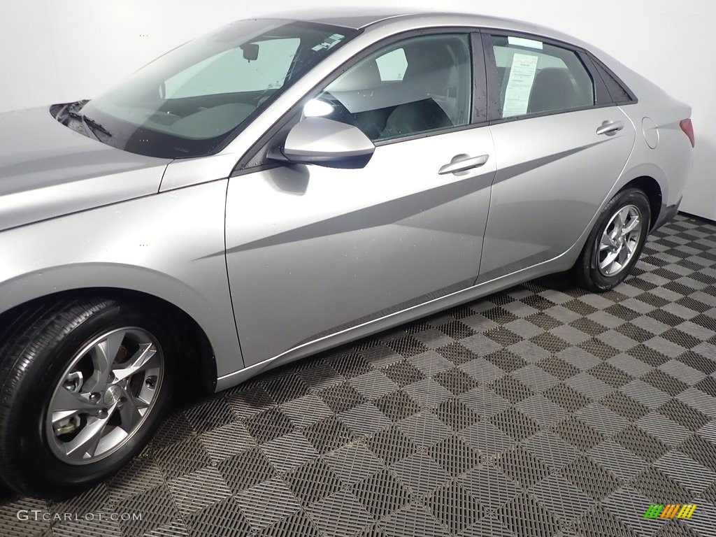 2021 Elantra SE - Shimmering Silver Pearl / Medium Gray photo #10