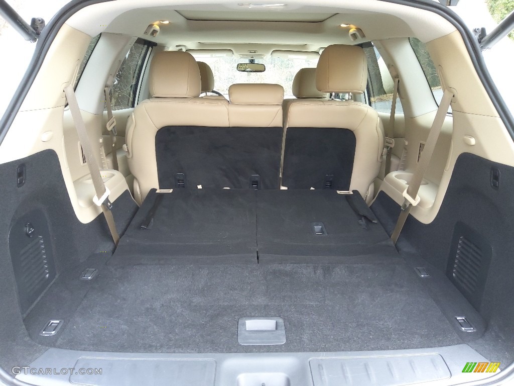 2020 Nissan Pathfinder Platinum 4x4 Trunk Photo #145475376