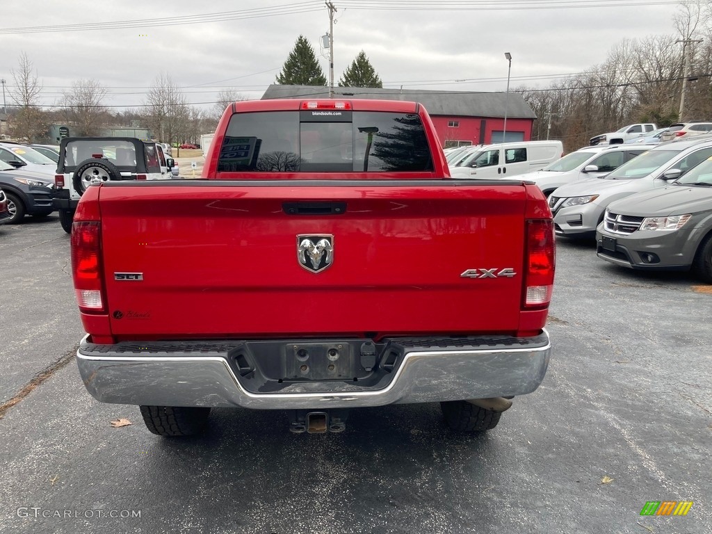 2018 2500 SLT Crew Cab 4x4 - Flame Red / Black/Diesel Gray photo #4
