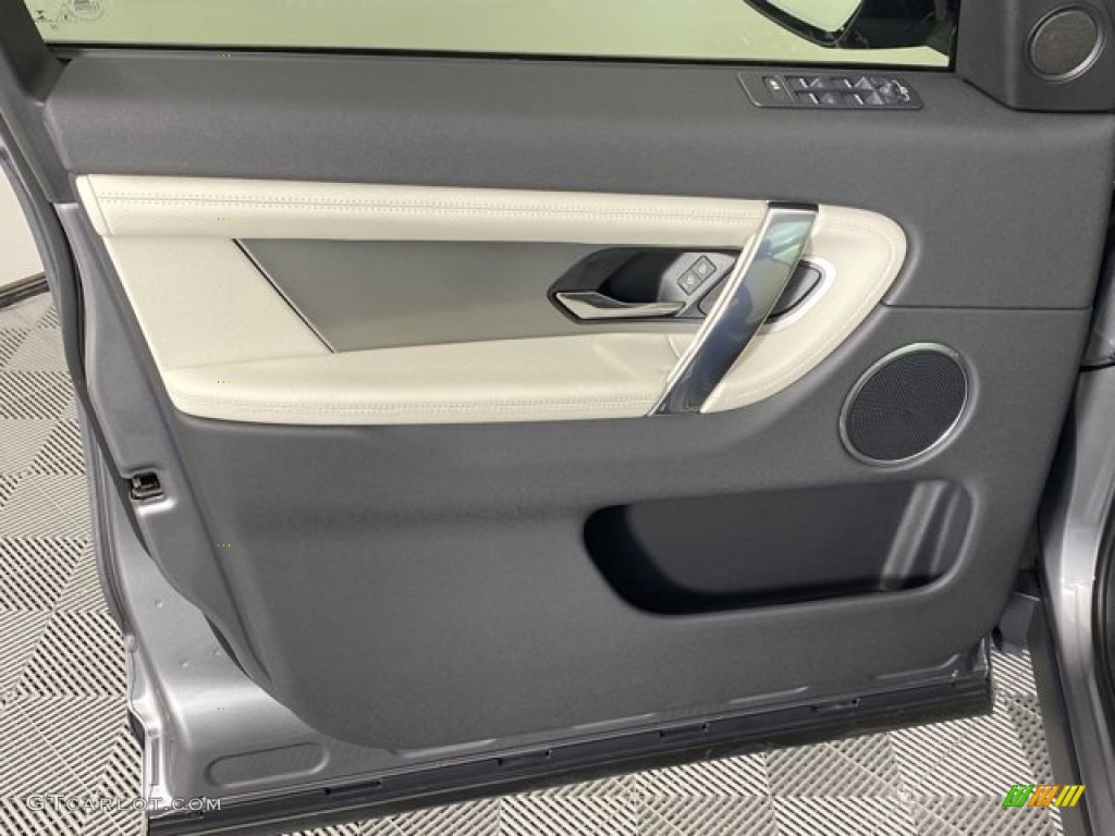 2023 Land Rover Discovery Sport S R-Dynamic Door Panel Photos