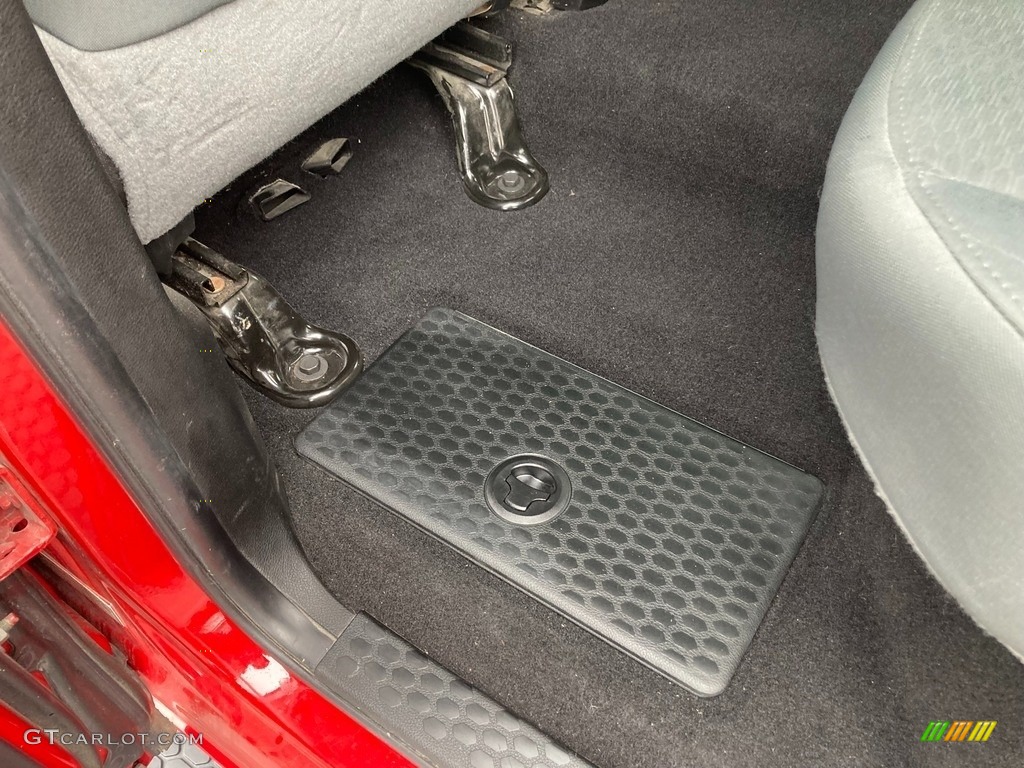 2018 2500 SLT Crew Cab 4x4 - Flame Red / Black/Diesel Gray photo #24