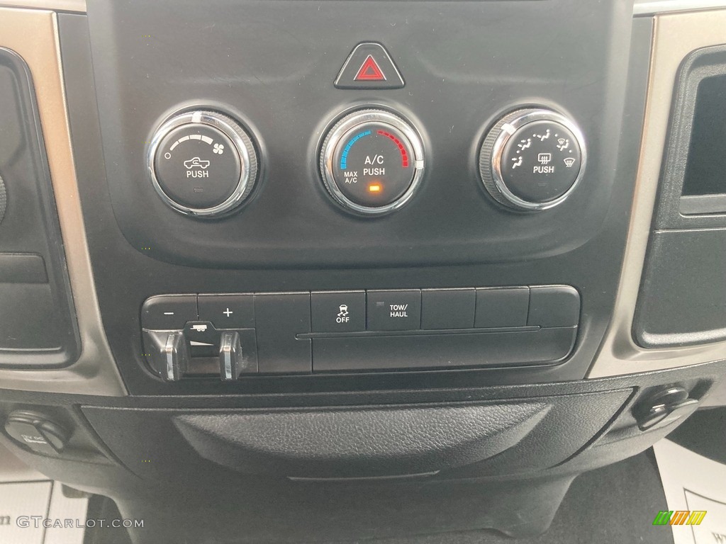 2018 2500 SLT Crew Cab 4x4 - Flame Red / Black/Diesel Gray photo #28