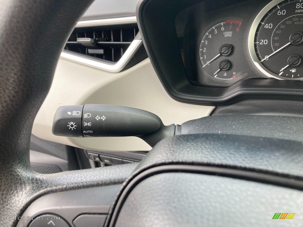 2021 Toyota Corolla LE Controls Photo #145479369