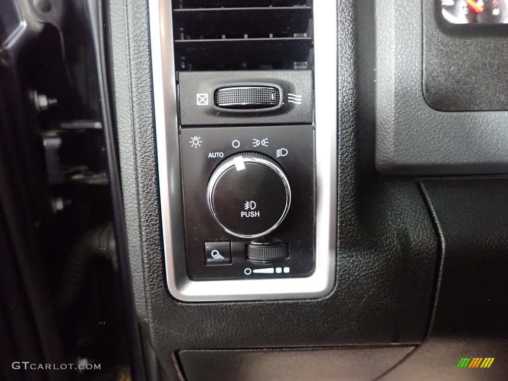 2014 1500 Big Horn Quad Cab 4x4 - Mineral Gray Metallic / Black/Diesel Gray photo #13