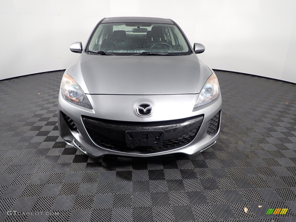 2013 MAZDA3 i Sport 4 Door - Liquid Silver Metallic / Black photo #2