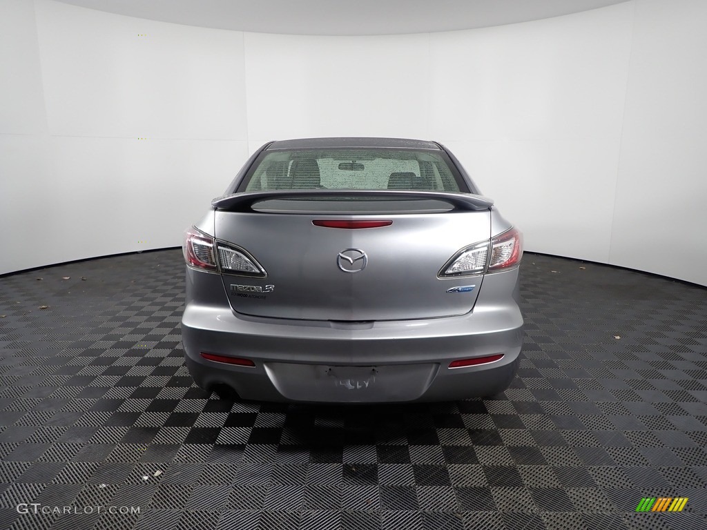 2013 MAZDA3 i Sport 4 Door - Liquid Silver Metallic / Black photo #5
