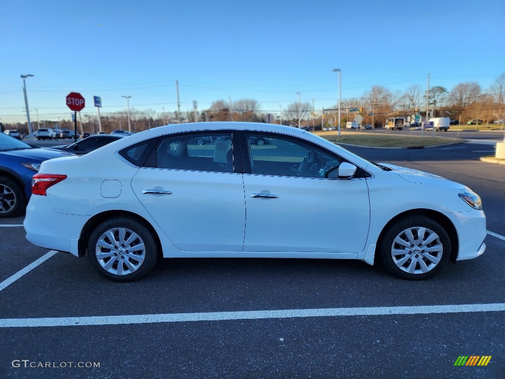 2016 Sentra SV - Fresh Powder / Charcoal photo #3