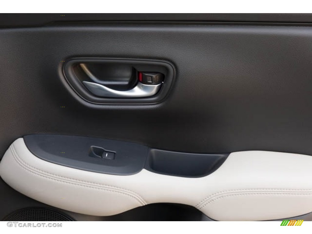 2023 Honda HR-V LX Controls Photo #145481377