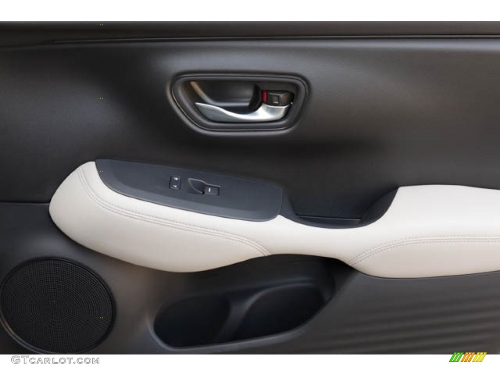 2023 Honda HR-V LX Controls Photo #145481398