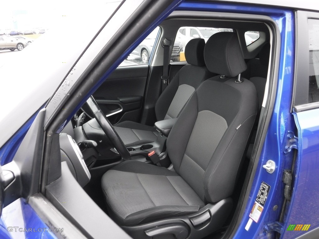 2020 Kia Soul X-Line Front Seat Photos