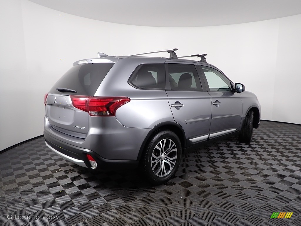 2018 Outlander ES - Mercury Gray Metallic / Black photo #10