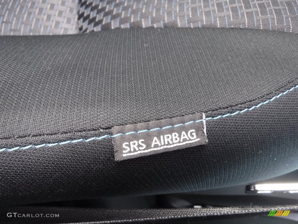 2019 Sentra SR - Deep Blue Pearl / Charcoal photo #15