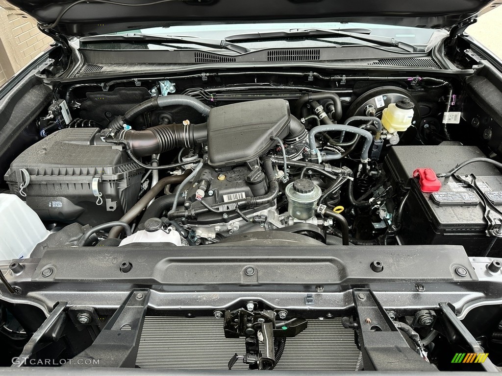 2022 Toyota Tacoma SR Access Cab Engine Photos
