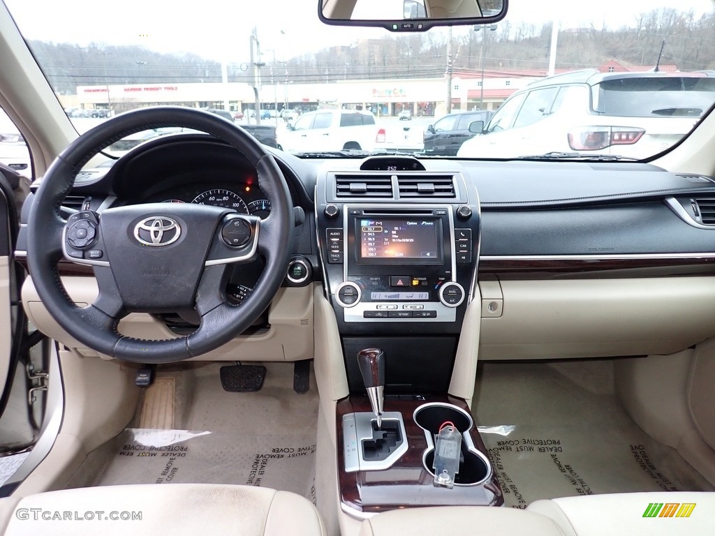 2014 Camry XLE - Creme Brulee Metallic / Ivory photo #13