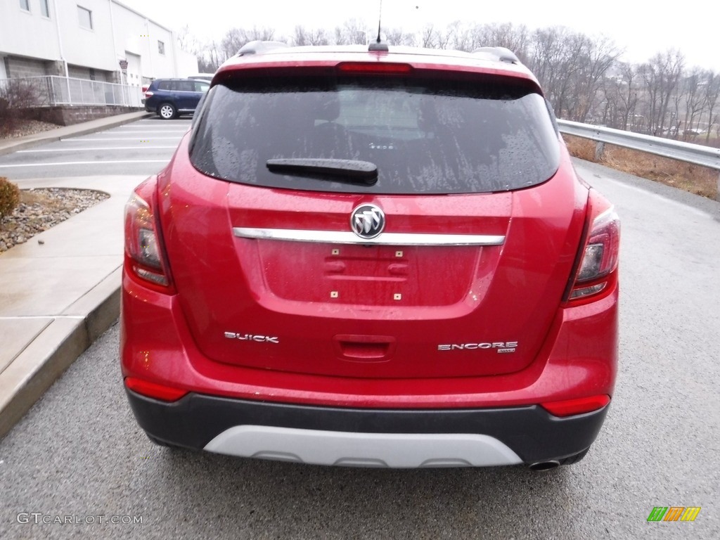 2017 Encore Preferred II AWD - Winterberry Red Metallic / Ebony photo #15