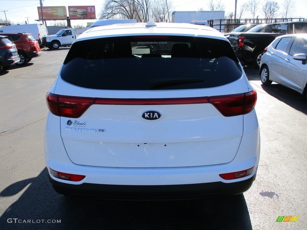 2019 Sportage LX - Clear White / Black photo #23
