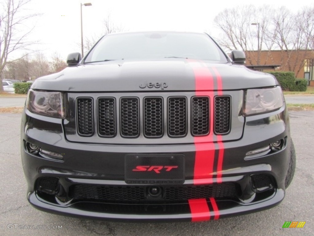 2012 Grand Cherokee SRT8 4x4 - Brilliant Black Crystal Pearl / Black photo #4