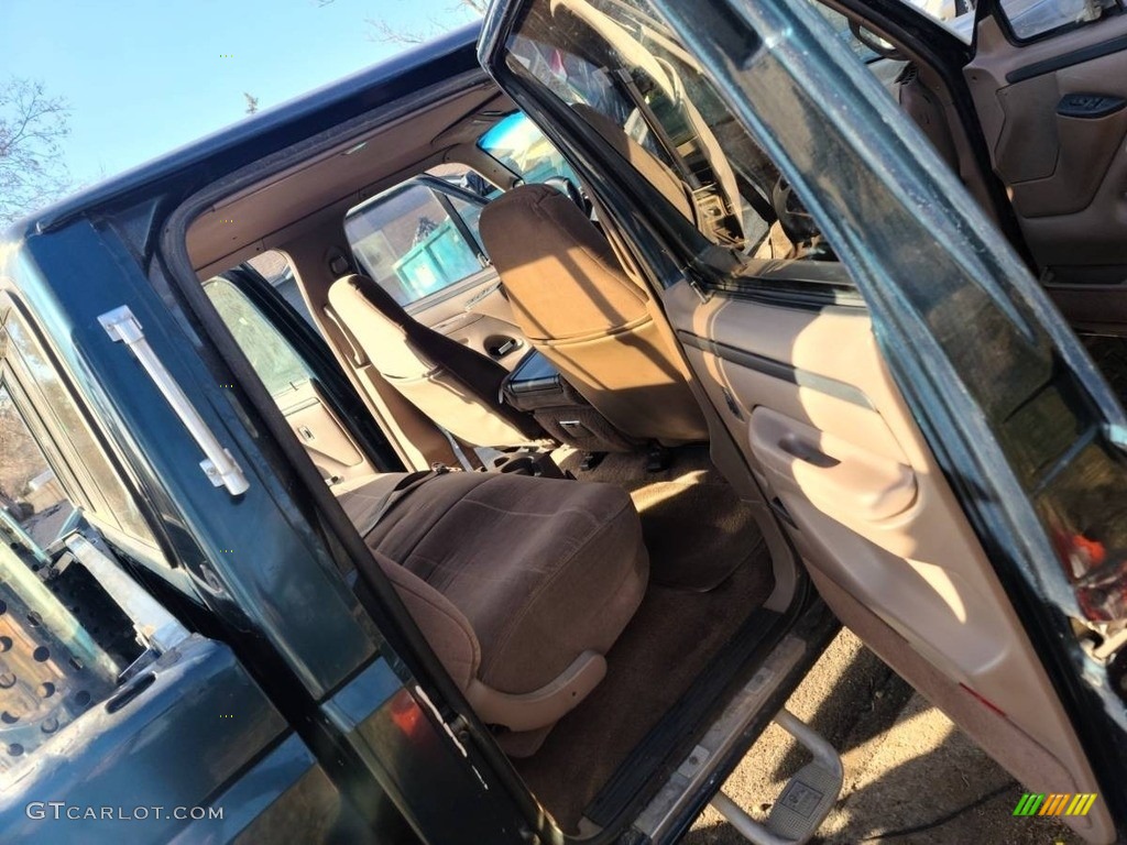 1996 Ford F350 XL Crew Cab 4x4 Rear Seat Photo #145496127