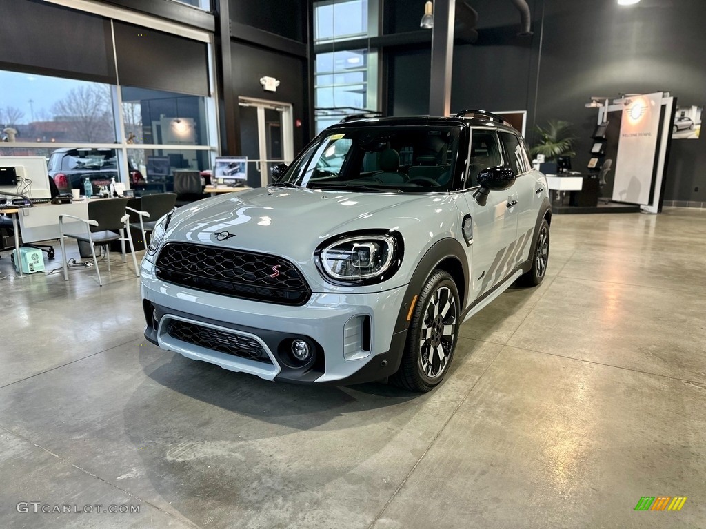 2023 Mini Countryman Cooper S All4 -Untamed Exterior Photos