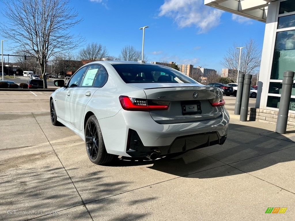 2023 3 Series 330e xDrive Sedan - Brooklyn Gray Metallic / Black photo #3