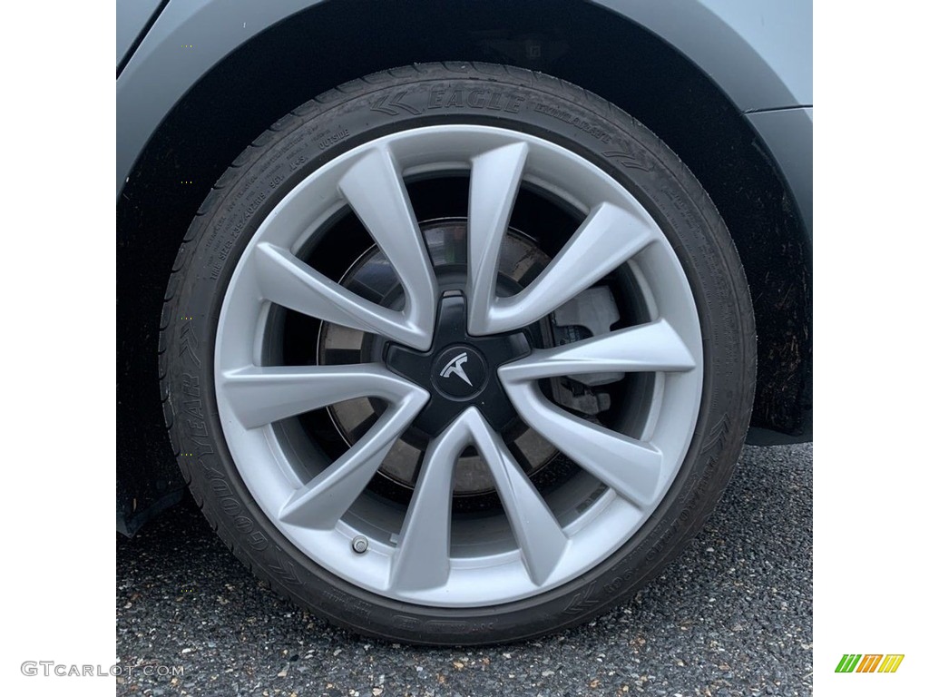 2018 Tesla Model 3 Long Range Wheel Photos