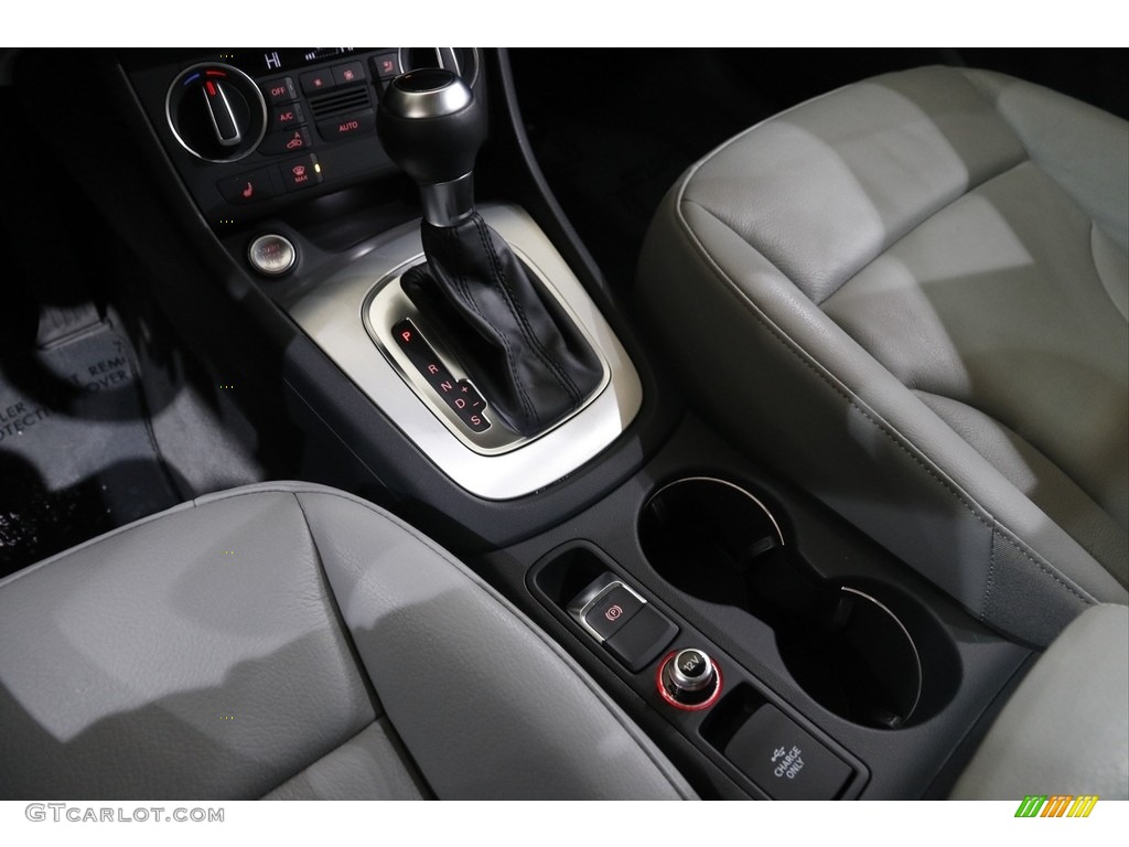 2018 Q3 2.0 TFSI Premium - Utopia Blue Metallic / Rock Gray photo #14