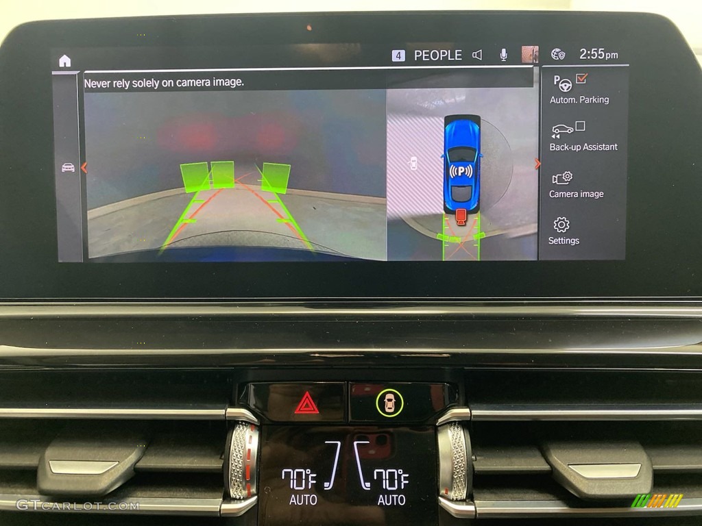 2020 BMW 8 Series 840i Coupe Controls Photo #145500967