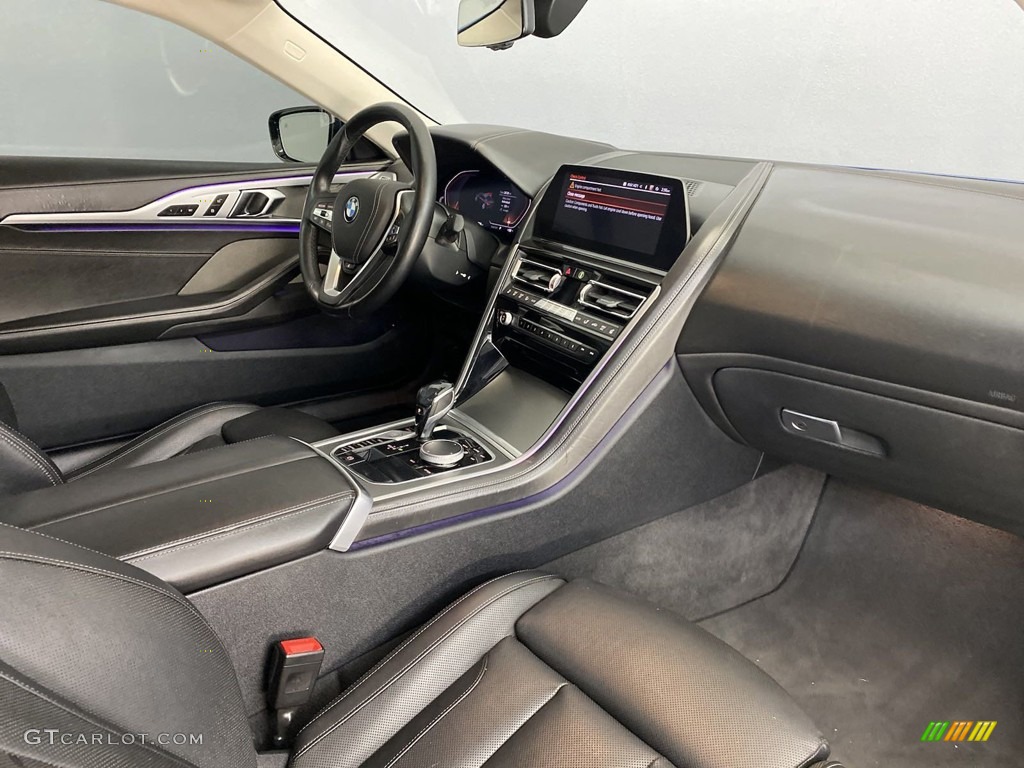 2020 BMW 8 Series 840i Coupe Dashboard Photos