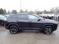Diamond Black Crystal Pearl - Cherokee Altitude Lux 4x4 Photo No. 6