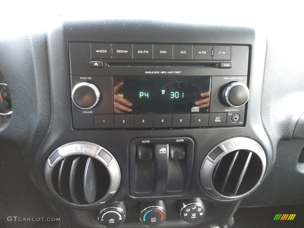 2015 Wrangler Sport 4x4 - Anvil / Black photo #22