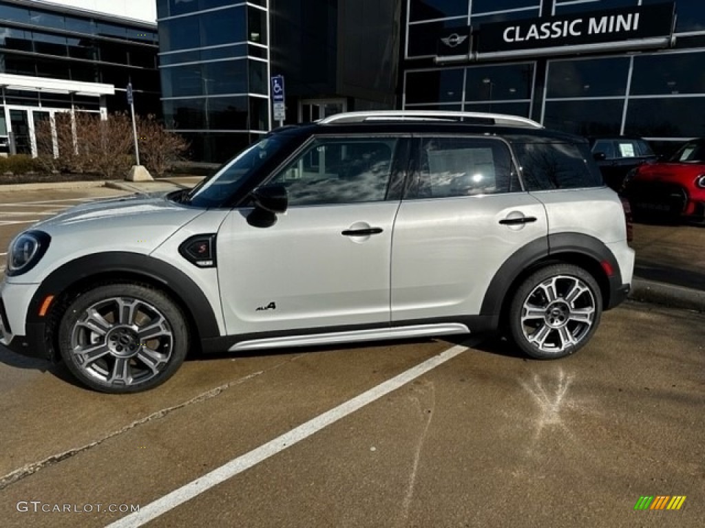 White Silver Metallic 2023 Mini Countryman Cooper S All4 Exterior Photo #145504918