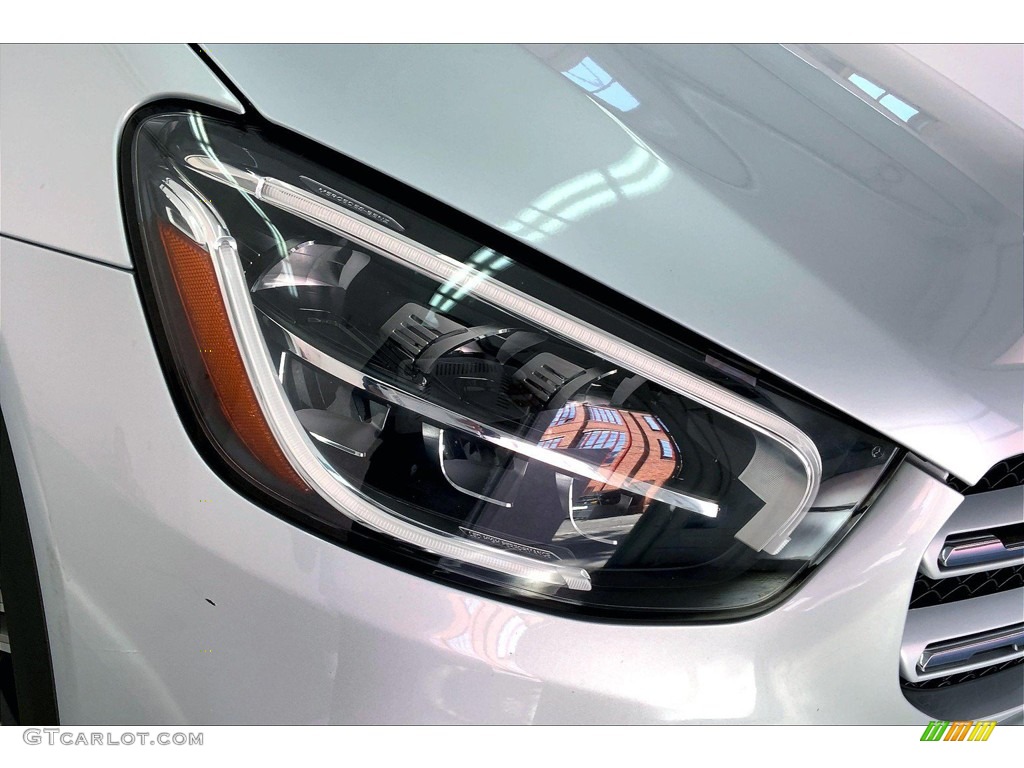 2020 GLC 300 4Matic - Iridium Silver Metallic / Black photo #28