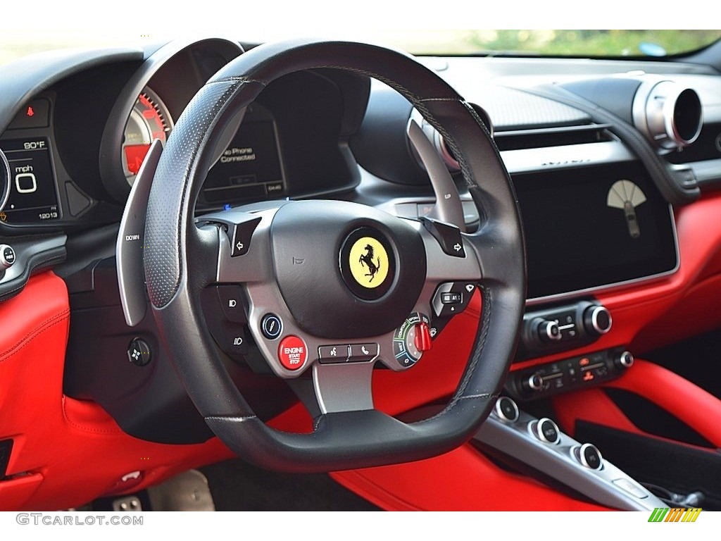 2017 Ferrari GTC4Lusso Standard GTC4Lusso Model Steering Wheel Photos
