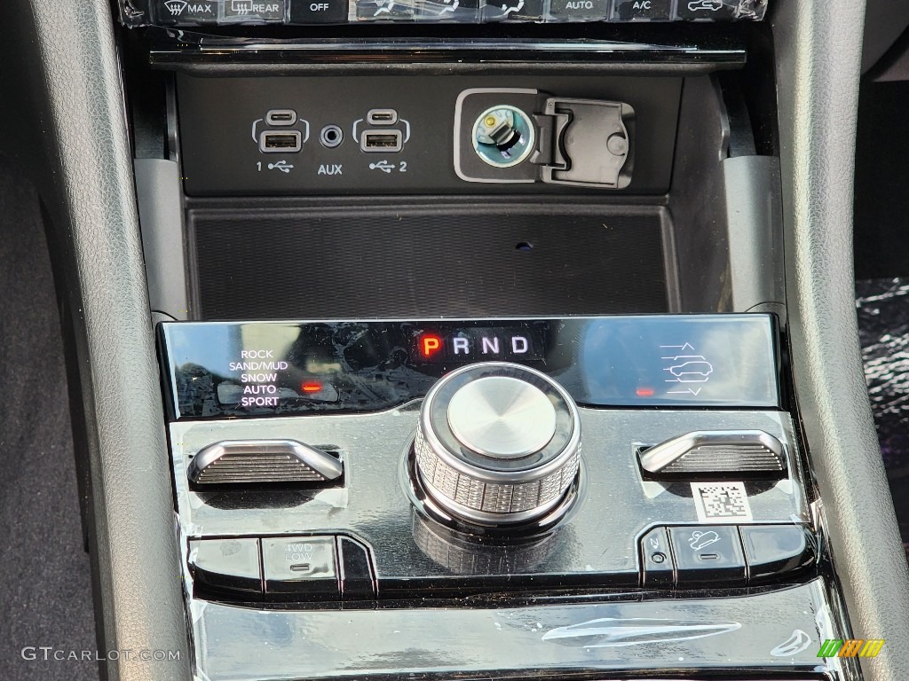 2023 Jeep Grand Cherokee Overland 4XE Transmission Photos