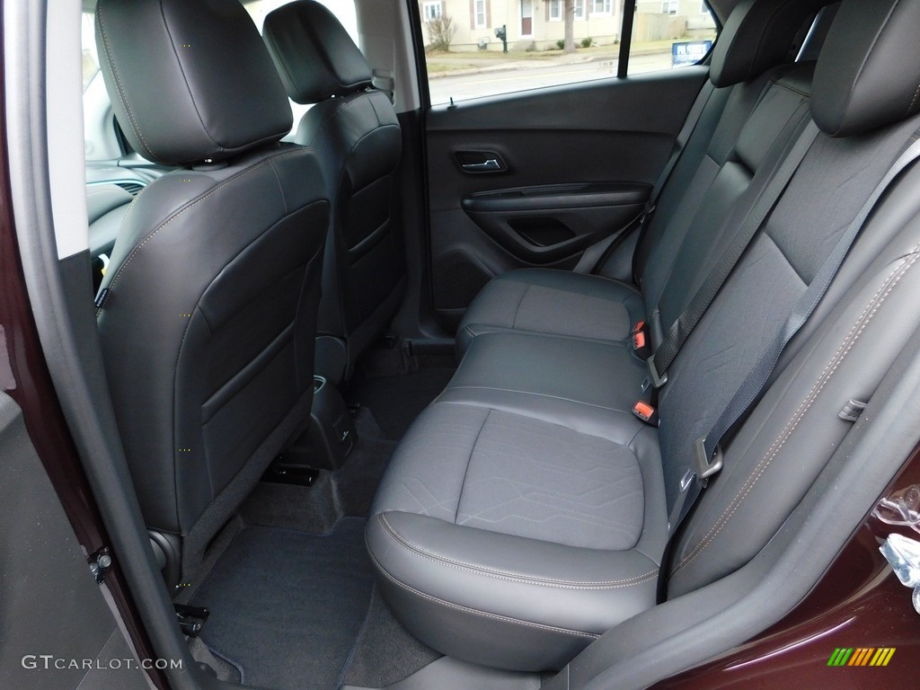 2022 Trax LT AWD - Black Cherry Metallic / Jet Black photo #34