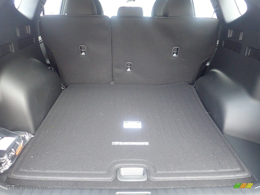 2023 Hyundai Tucson SE AWD Trunk Photos