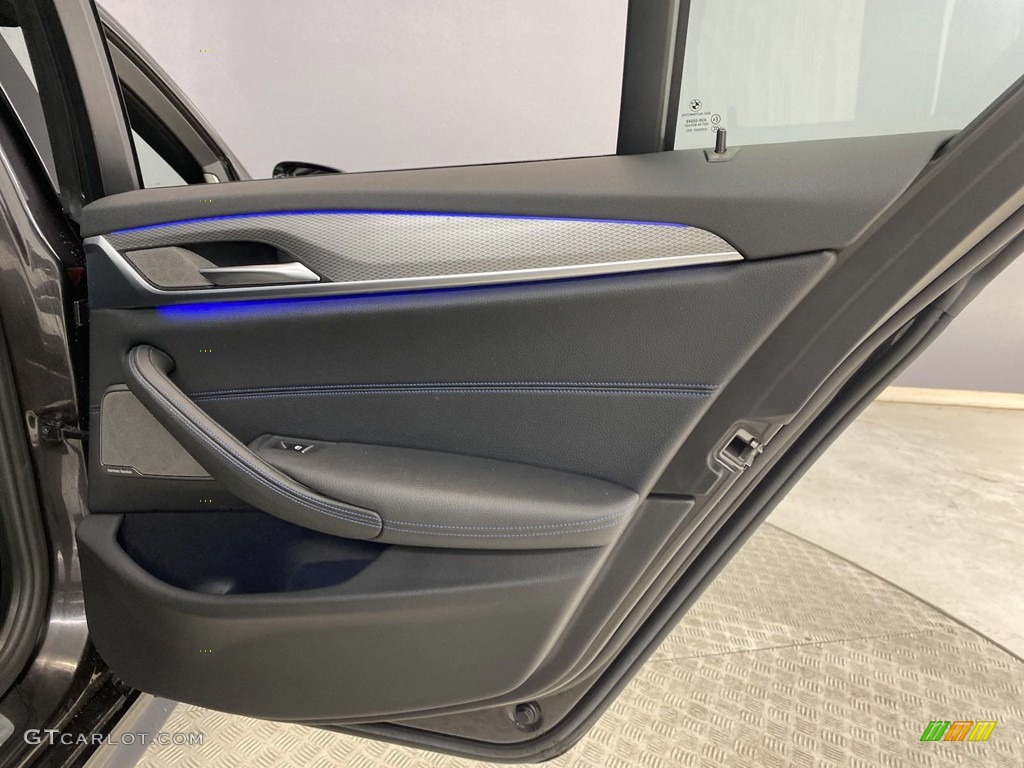 2019 BMW 5 Series 540i Sedan Door Panel Photos