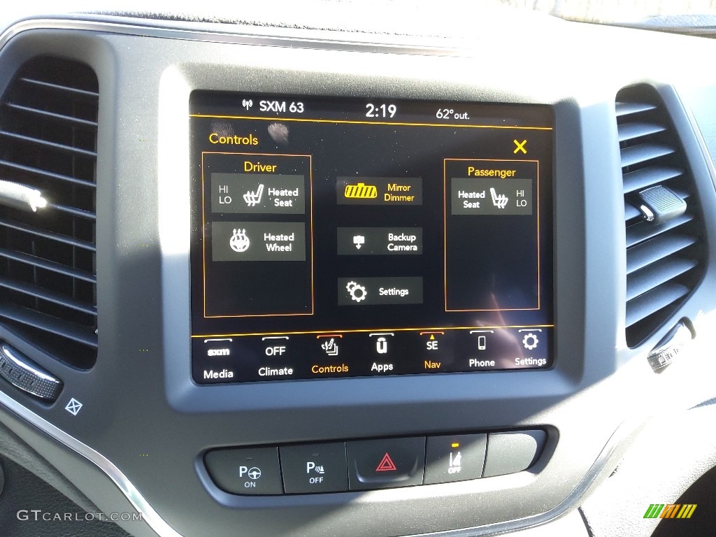 2023 Jeep Cherokee Altitude Lux 4x4 Controls Photo #145508340