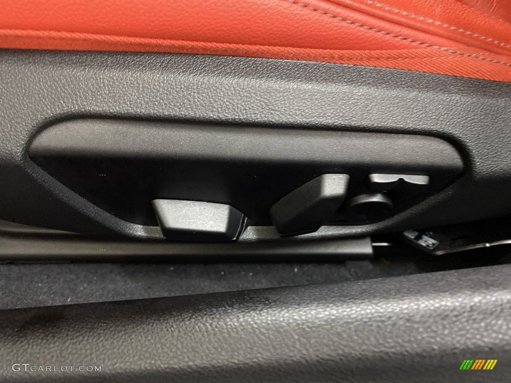 2019 Z4 sDrive30i - Frozen Grey II Metallic / Magma Red photo #14
