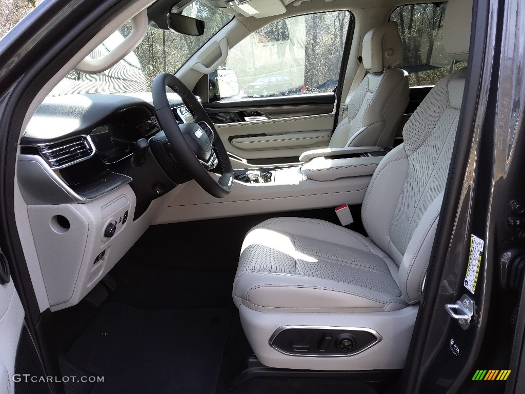 Sea Salt/Black Interior 2023 Jeep Wagoneer Series III 4x4 Photo #145508859