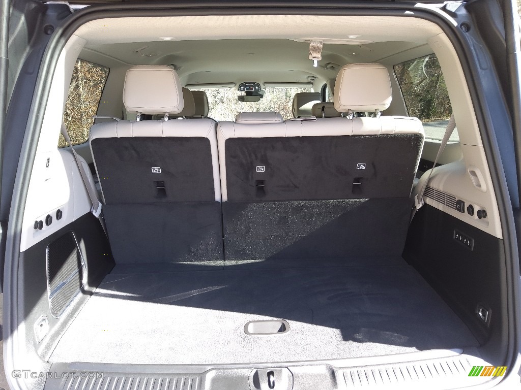 2023 Jeep Wagoneer Series III 4x4 Trunk Photo #145509051